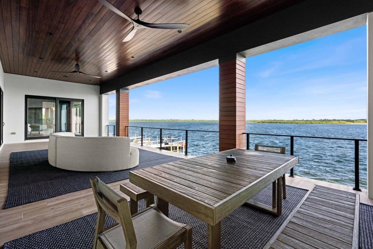 712 Lakeside Circle, North Palm Beach, FL 33408 Photo