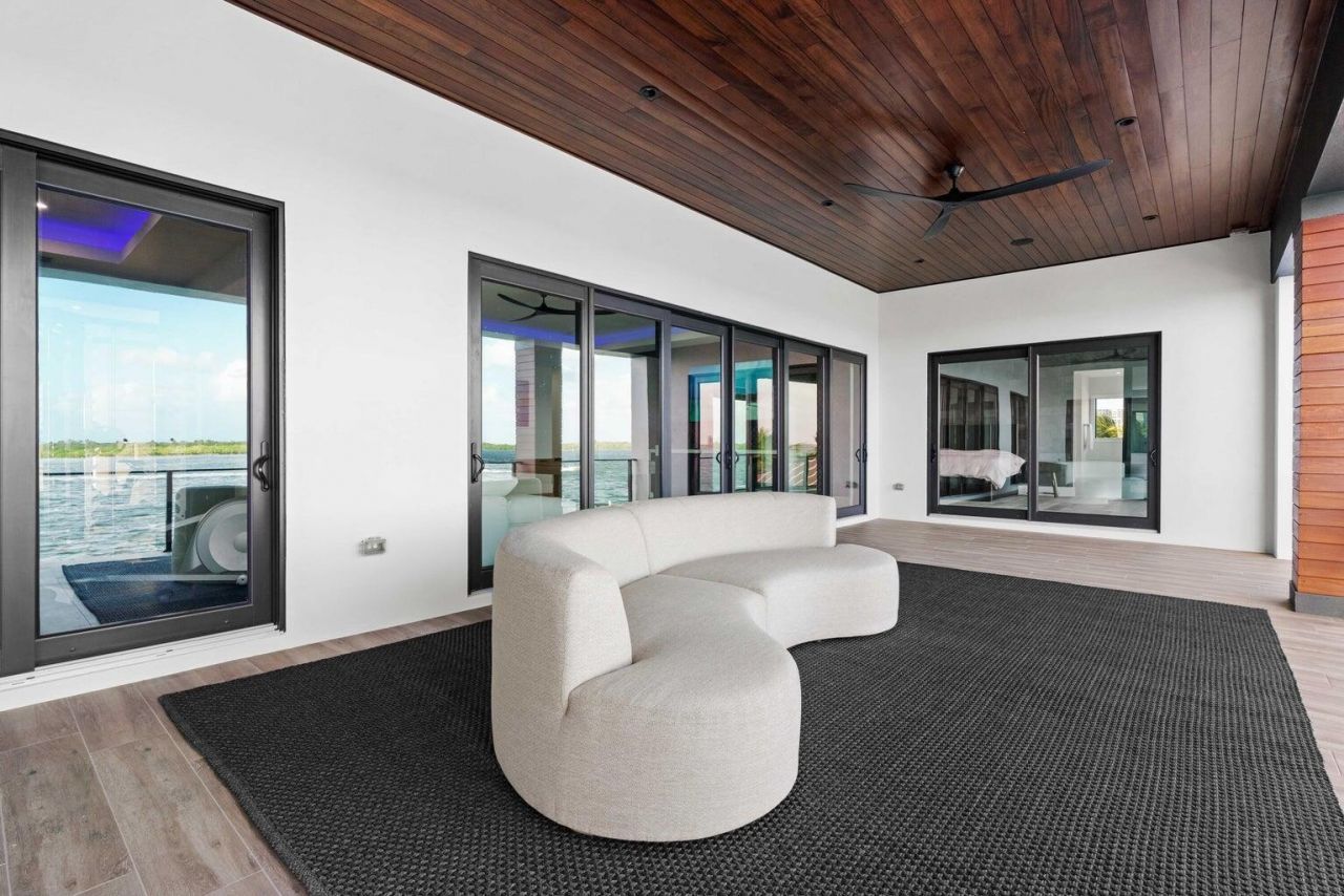 712 Lakeside Circle, North Palm Beach, FL 33408 Photo