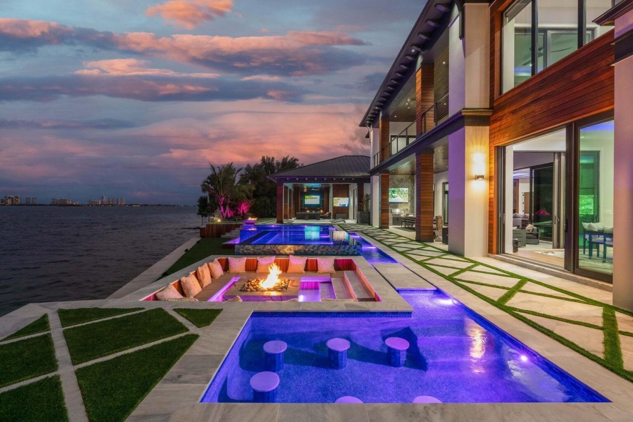 712 Lakeside Circle, North Palm Beach, FL 33408 Photo