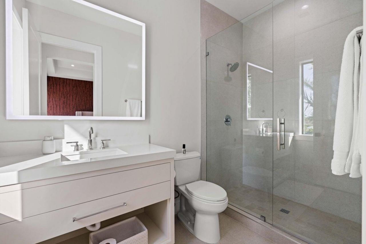 712 Lakeside Circle, North Palm Beach, FL 33408 Photo