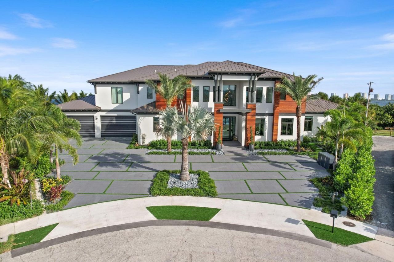 712 Lakeside Circle, North Palm Beach, FL 33408 Photo