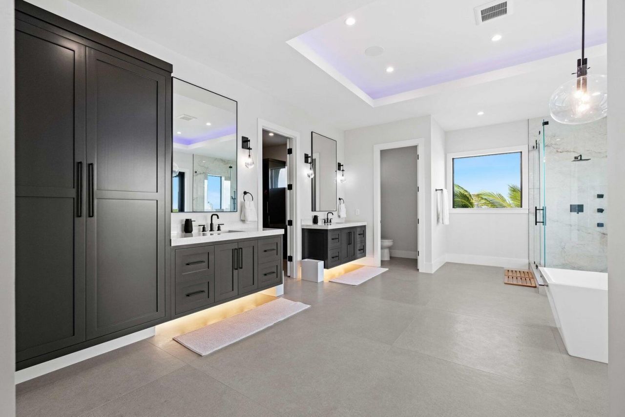 712 Lakeside Circle, North Palm Beach, FL 33408 Photo