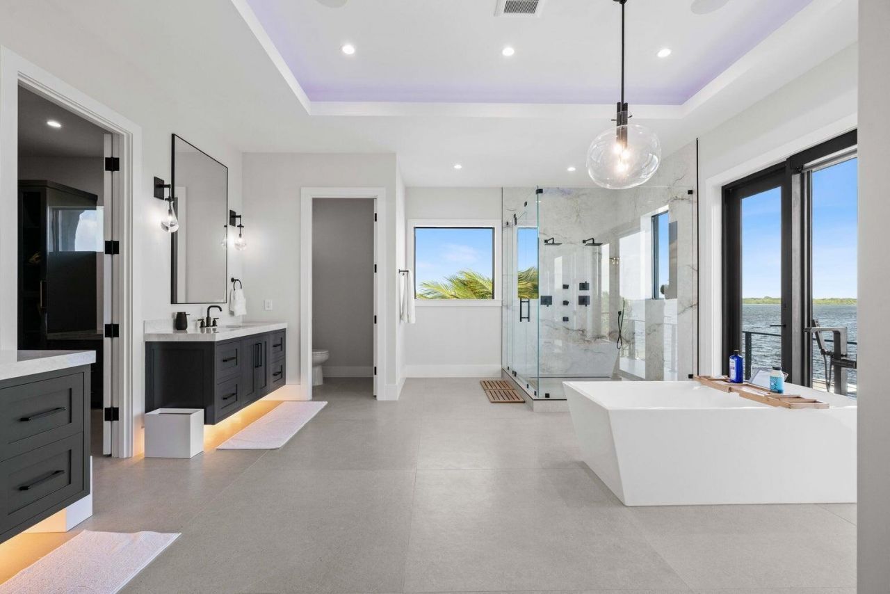 712 Lakeside Circle, North Palm Beach, FL 33408 Photo