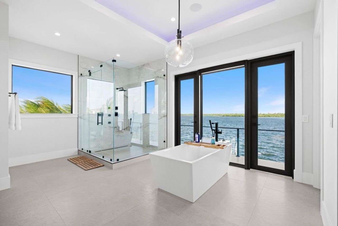 712 Lakeside Circle, North Palm Beach, FL 33408 Photo