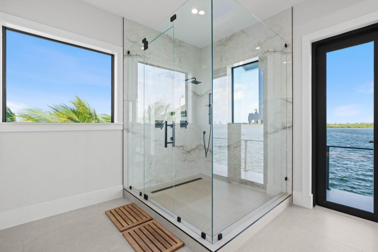 712 Lakeside Circle, North Palm Beach, FL 33408 Photo