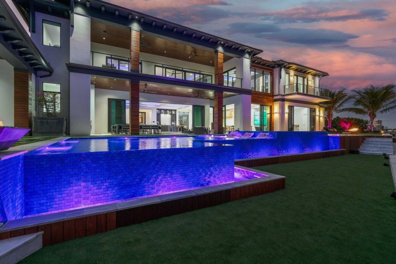 712 Lakeside Circle, North Palm Beach, FL 33408 Photo