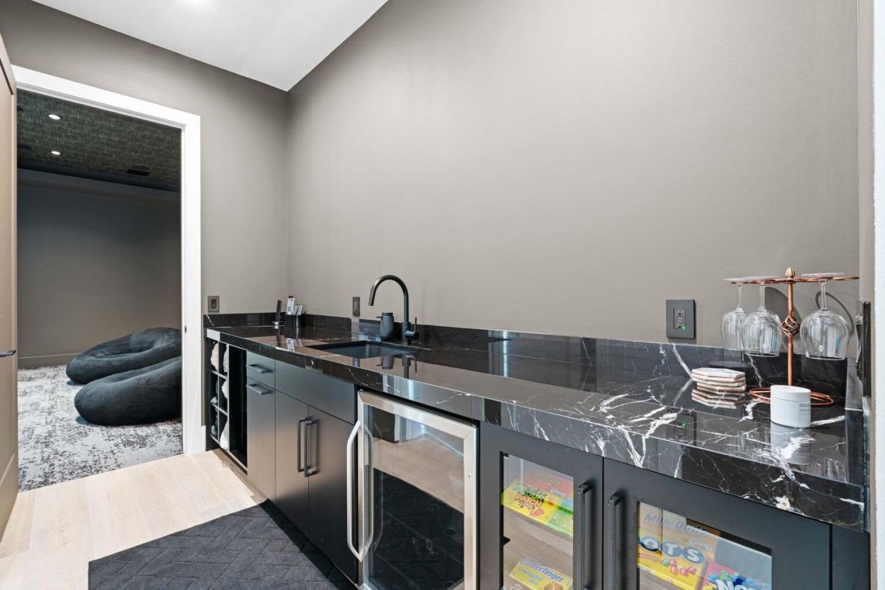 712 Lakeside Circle, North Palm Beach, FL 33408 Photo