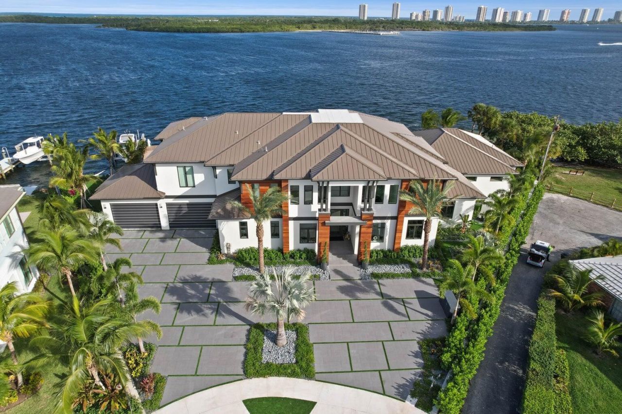 712 Lakeside Circle, North Palm Beach, FL 33408 Photo