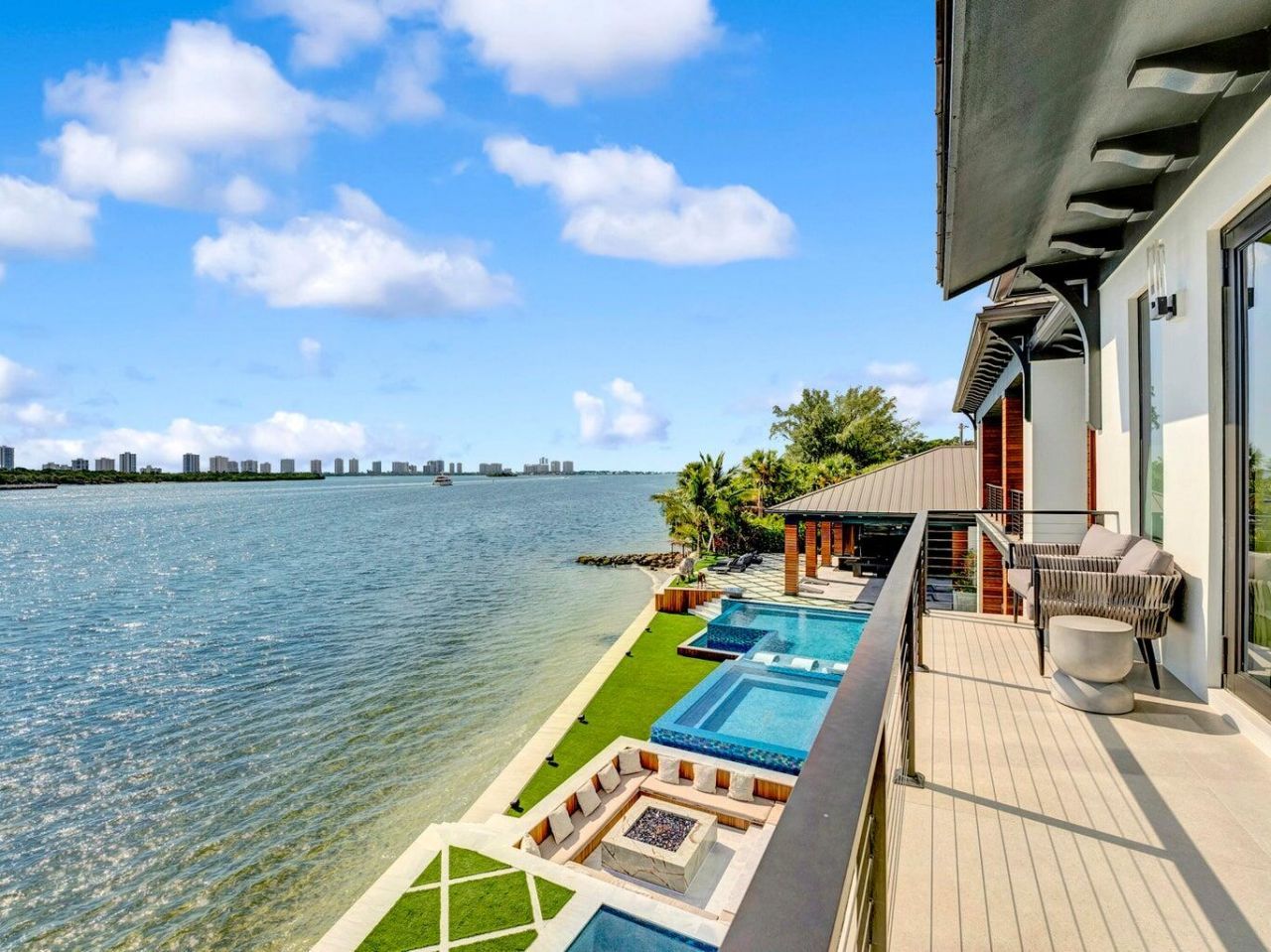 712 Lakeside Circle, North Palm Beach, FL 33408 Photo