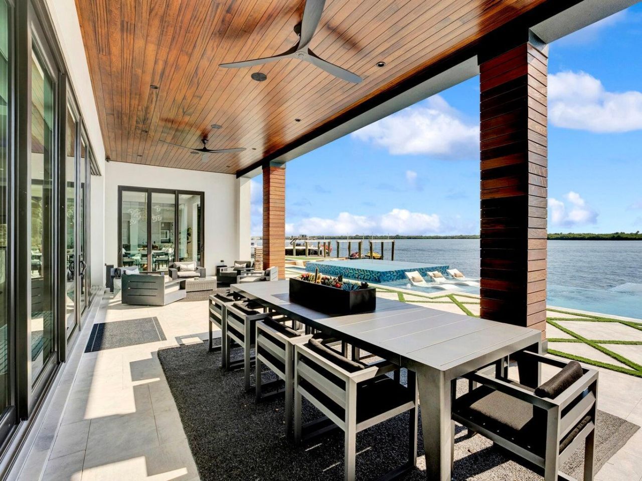 712 Lakeside Circle, North Palm Beach, FL 33408 Photo