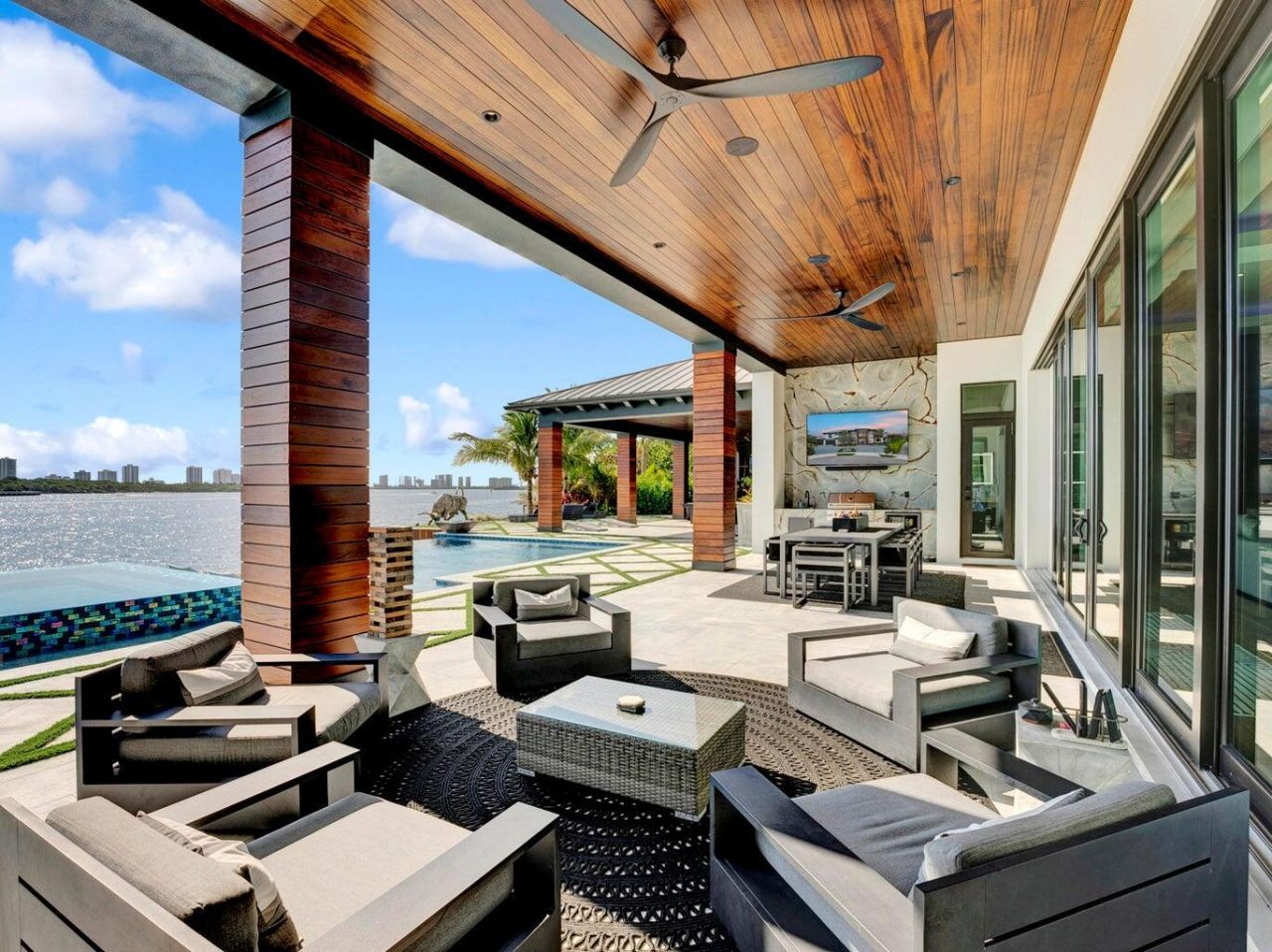 712 Lakeside Circle, North Palm Beach, FL 33408 Photo