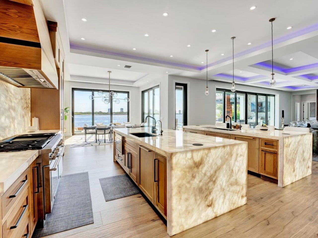 712 Lakeside Circle, North Palm Beach, FL 33408 Photo