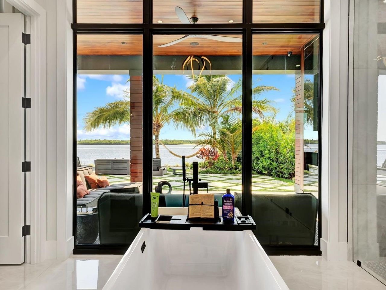 712 Lakeside Circle, North Palm Beach, FL 33408 Photo