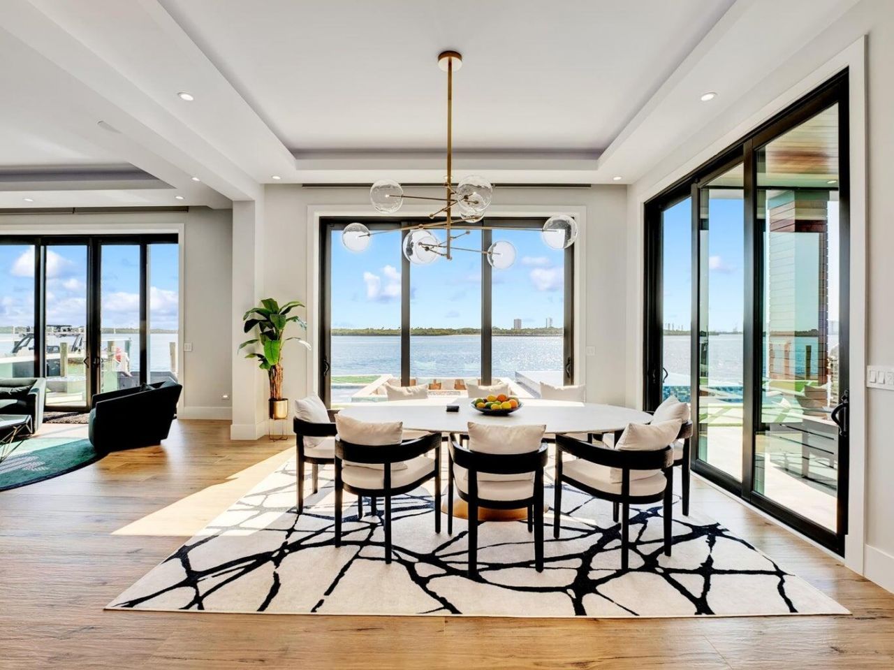 712 Lakeside Circle, North Palm Beach, FL 33408 Photo