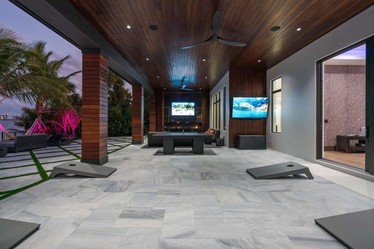 712 Lakeside Circle, North Palm Beach, FL 33408 Photo