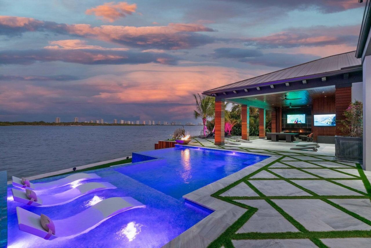 712 Lakeside Circle, North Palm Beach, FL 33408 Photo