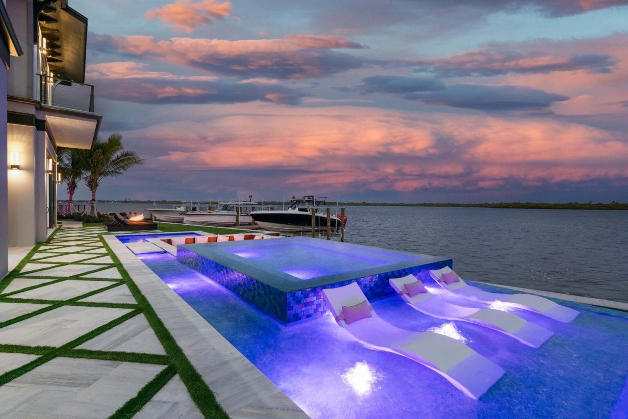 712 Lakeside Circle, North Palm Beach, FL 33408 Photo