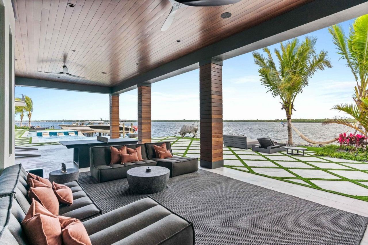 712 Lakeside Circle, North Palm Beach, FL 33408 Photo