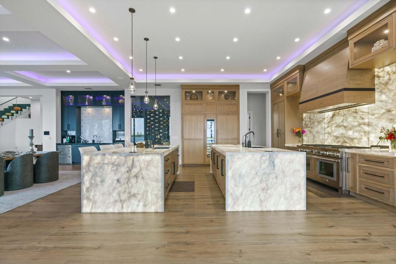 712 Lakeside Circle, North Palm Beach, FL 33408 Photo