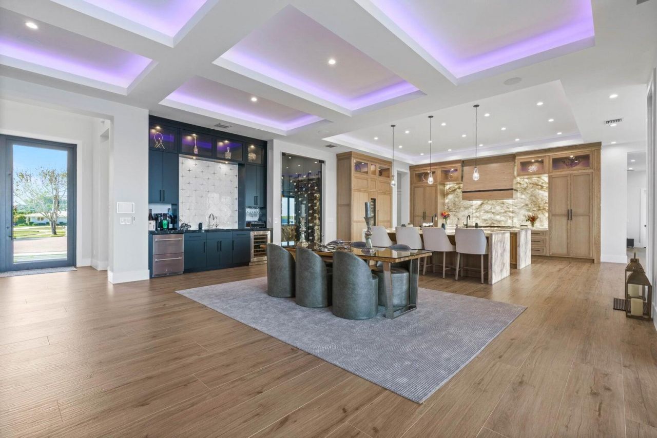 712 Lakeside Circle, North Palm Beach, FL 33408 Photo