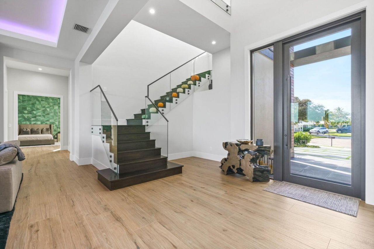 712 Lakeside Circle, North Palm Beach, FL 33408 Photo