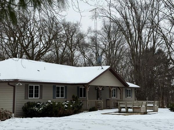 W6399 Brick Church ROAD, Walworth, WI 53184