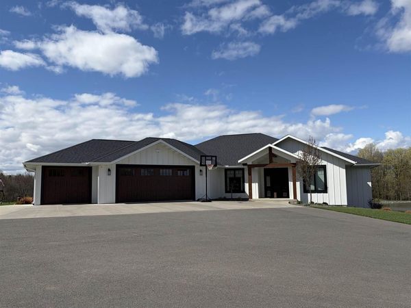 212508 STURM ROAD, Stratford, WI 54484