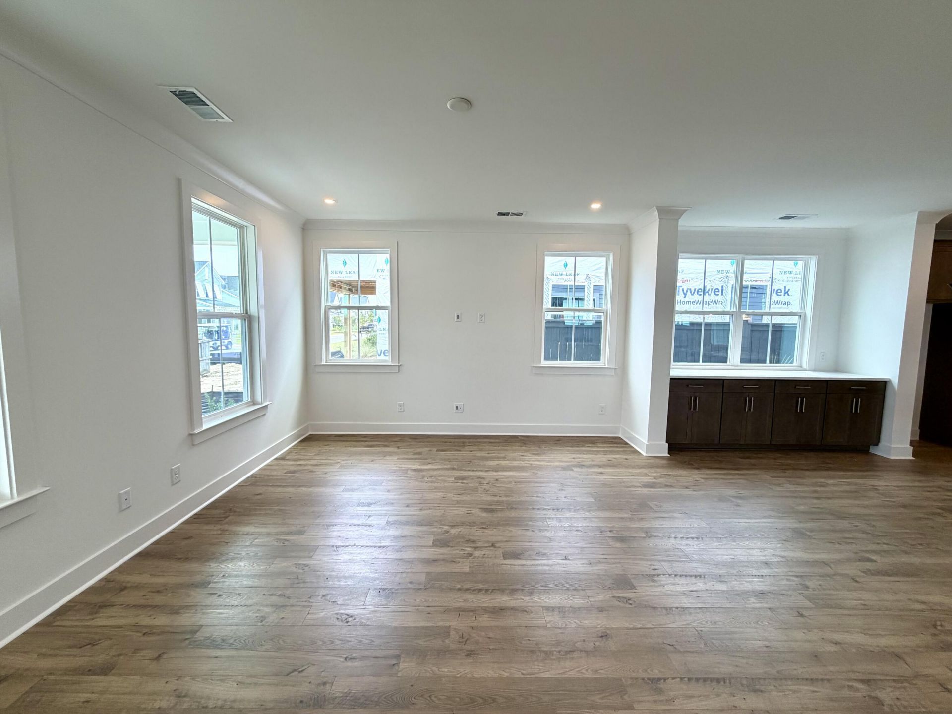807 Gentle Breeze Drive Photo 10