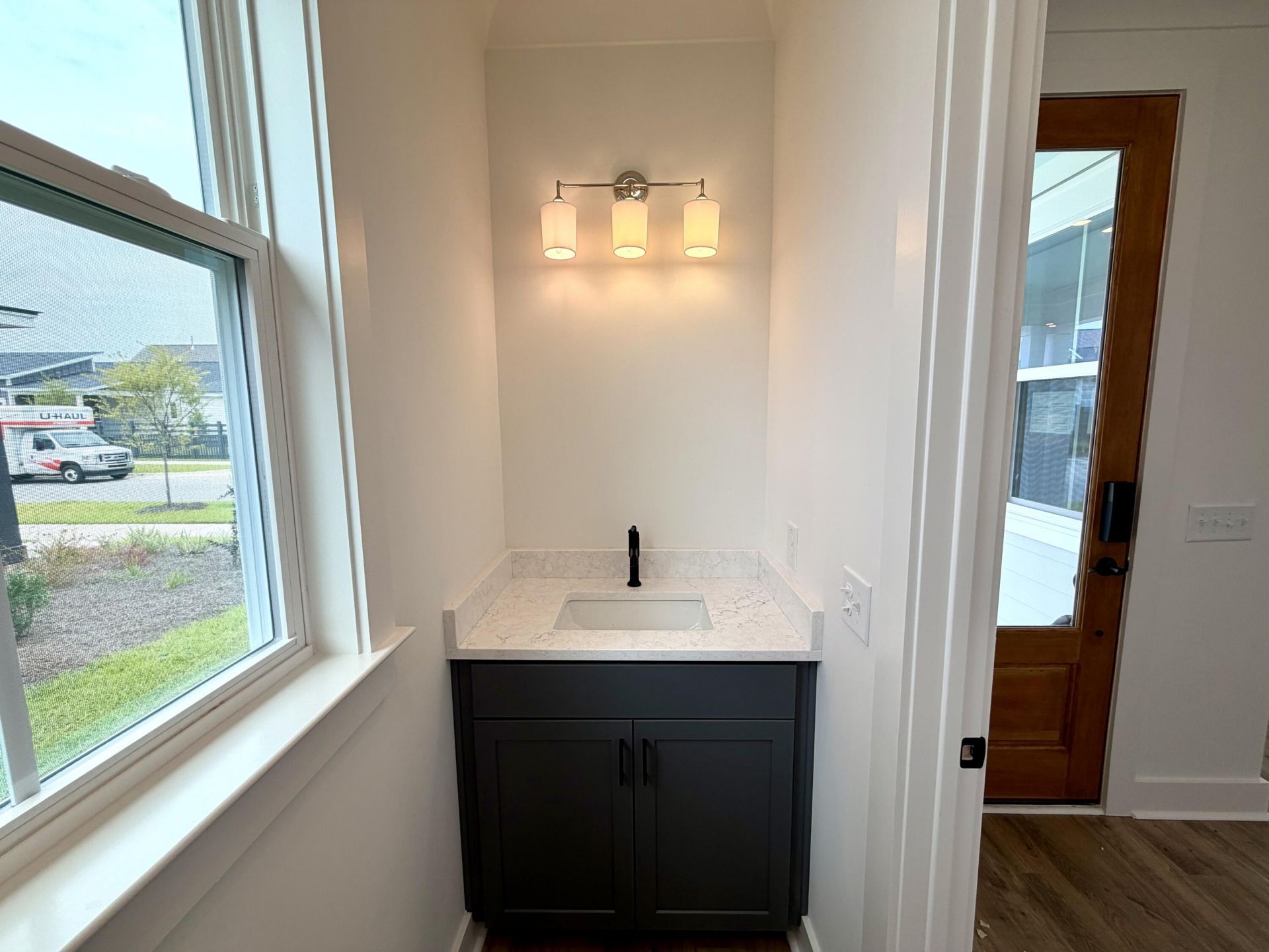 807 Gentle Breeze Drive Photo 11