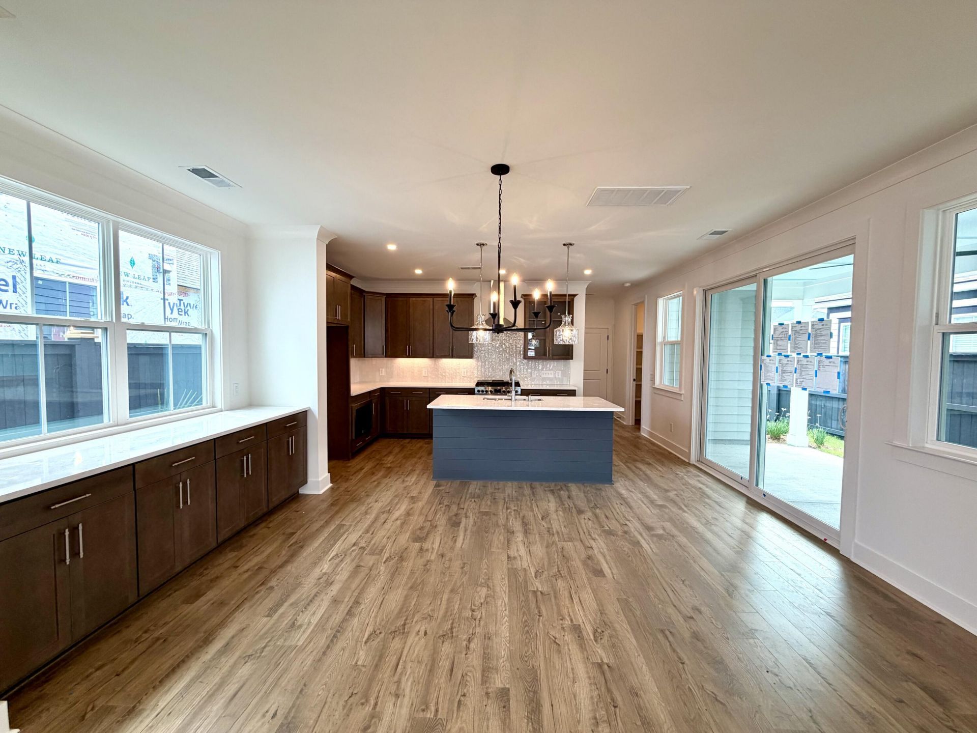 807 Gentle Breeze Drive Photo 12