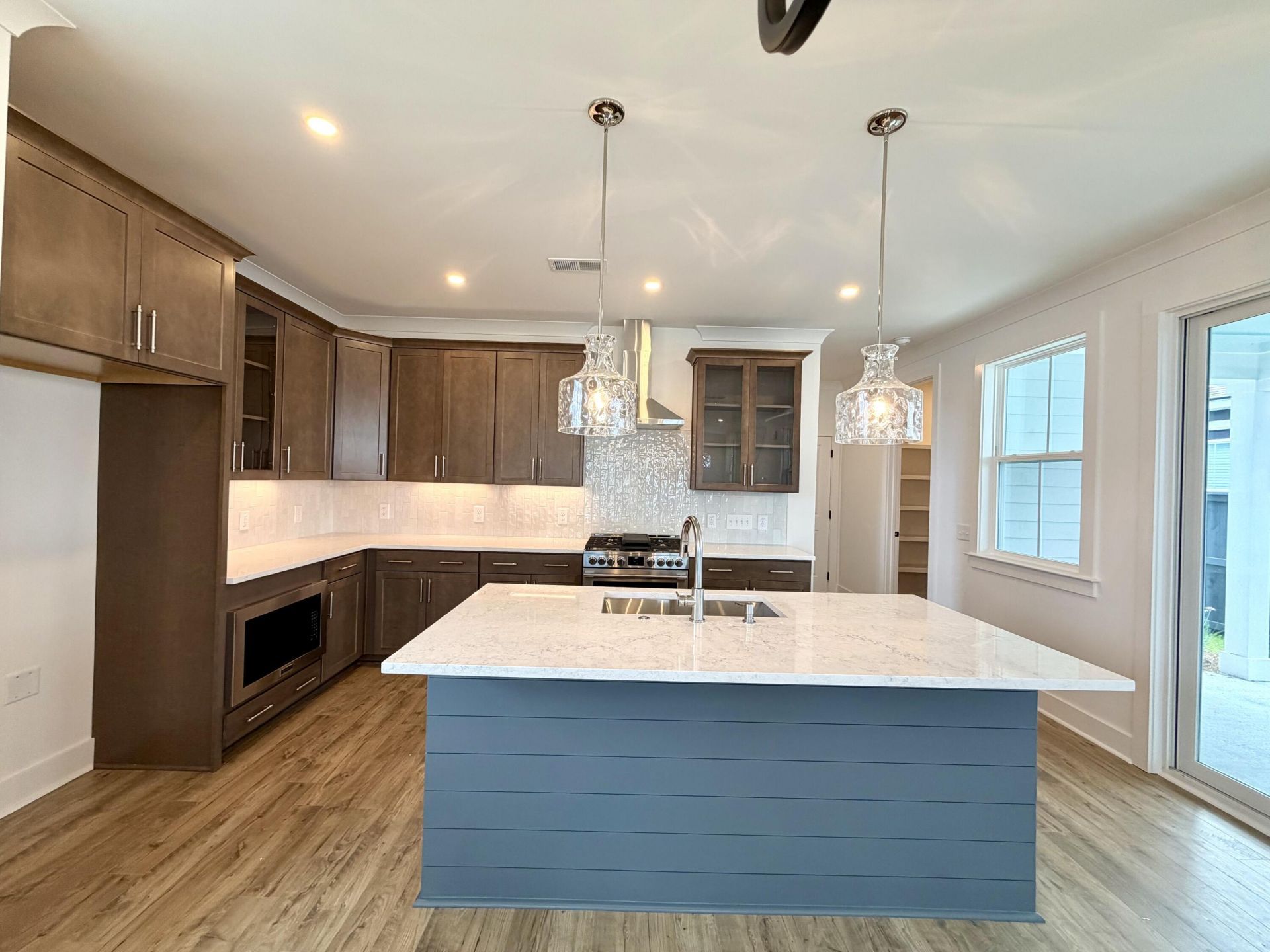 807 Gentle Breeze Drive Photo 14