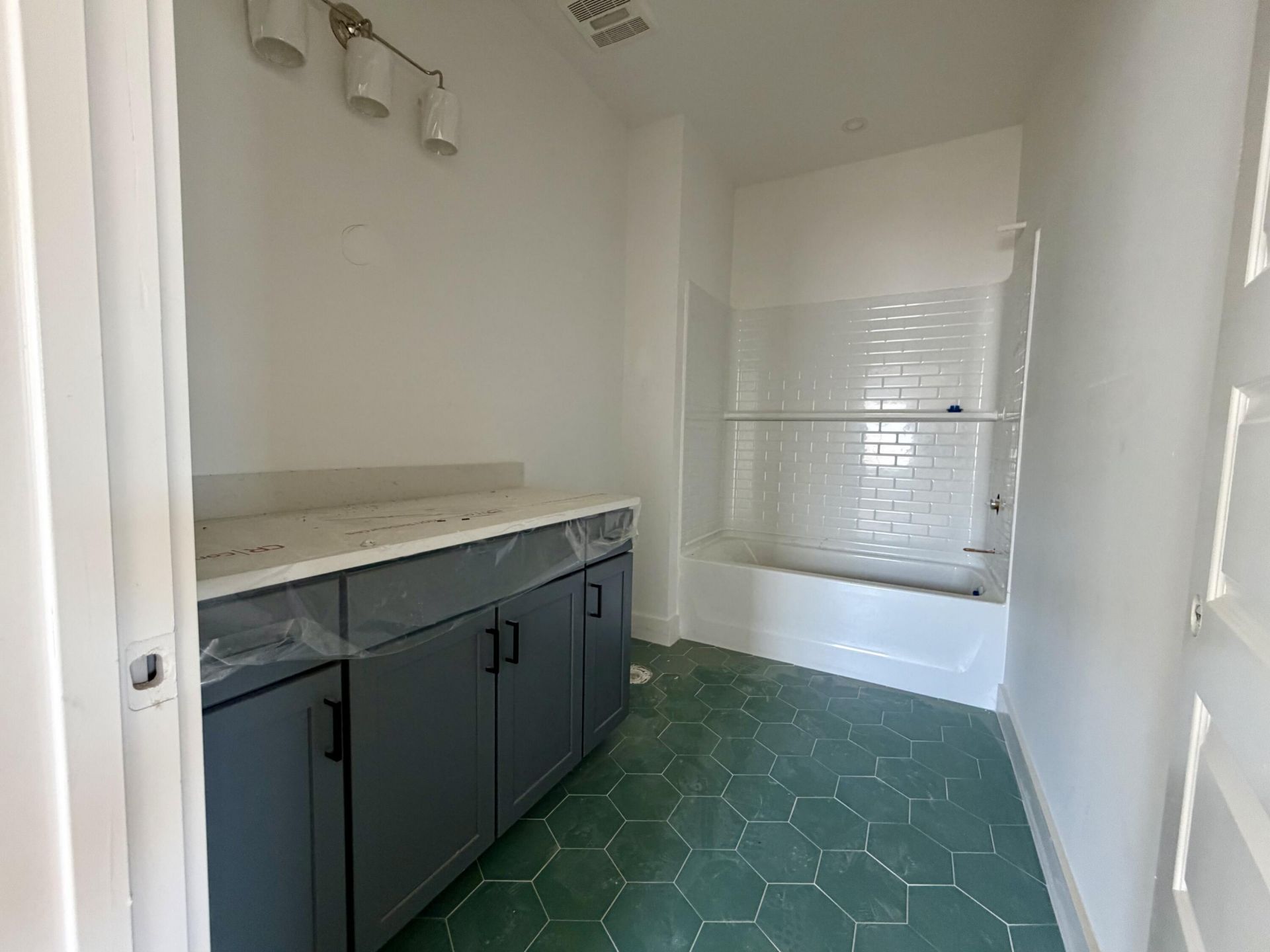 807 Gentle Breeze Drive Photo 15