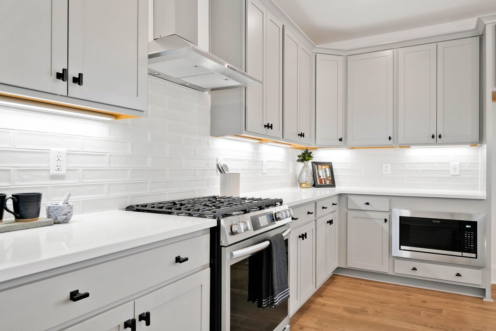 807 Gentle Breeze Drive Photo 19