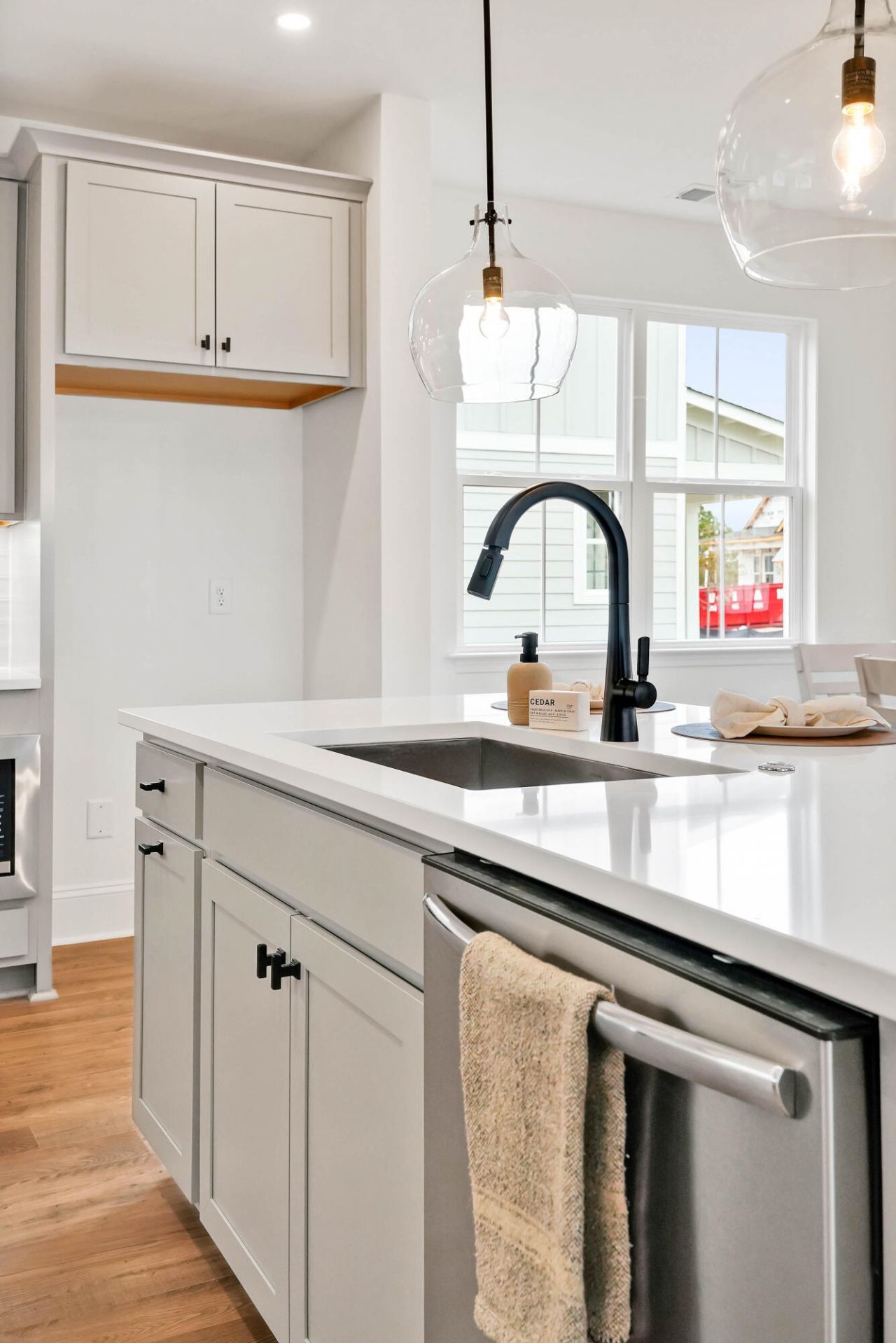 807 Gentle Breeze Drive Photo 26