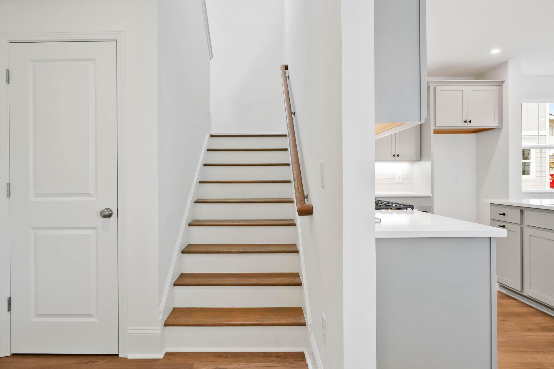 807 Gentle Breeze Drive Photo 30