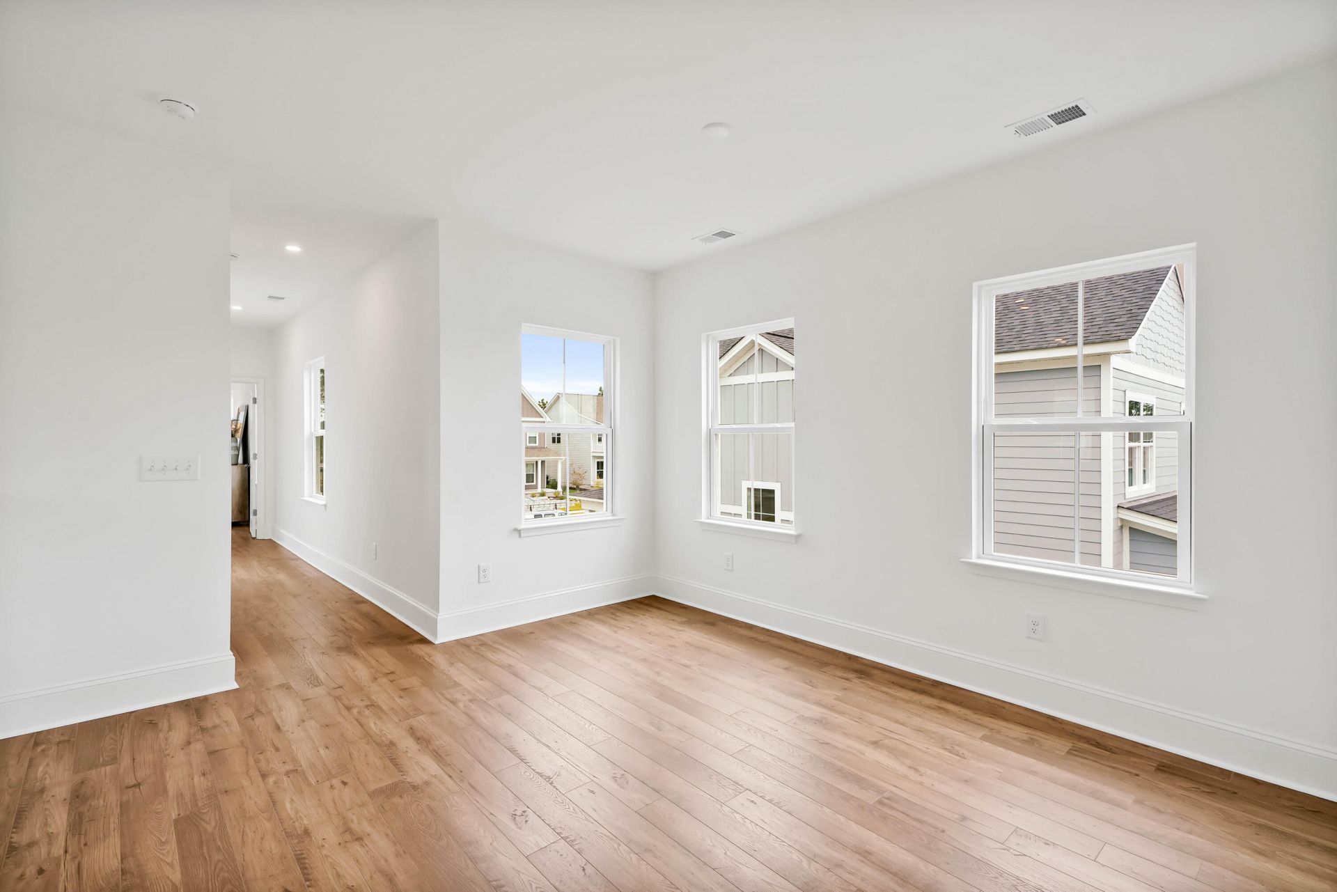 807 Gentle Breeze Drive Photo 31