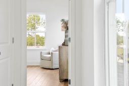 807 Gentle Breeze Drive photo 4