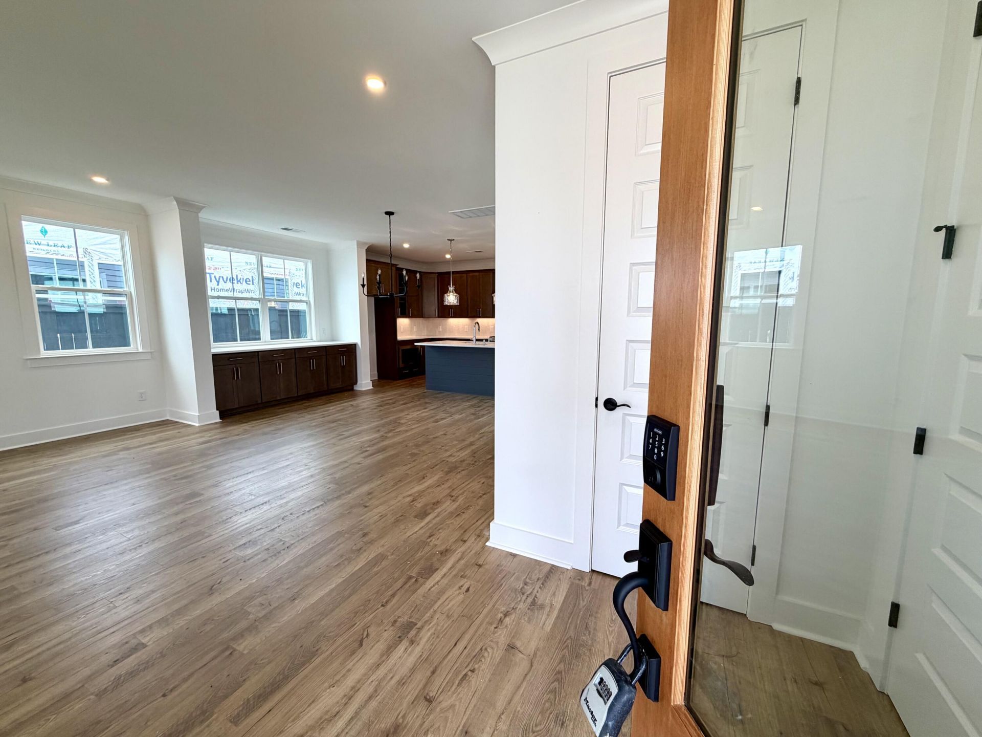807 Gentle Breeze Drive Photo 8