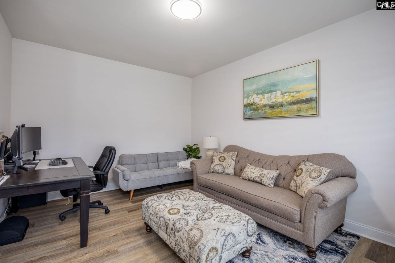 217 River Front Drive Photo 11