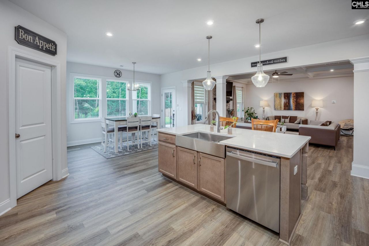 217 River Front Drive Photo 30