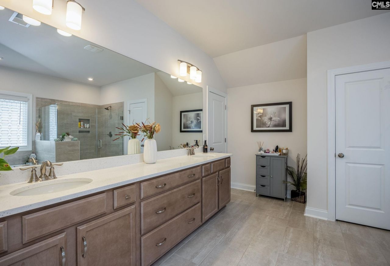 217 River Front Drive Photo 45