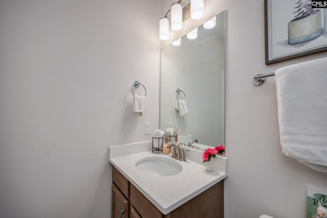 217 River Front Drive Photo 52