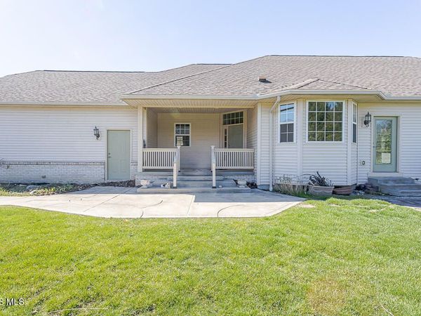 10116 Blue Creek North, Whitehouse, OH 43571