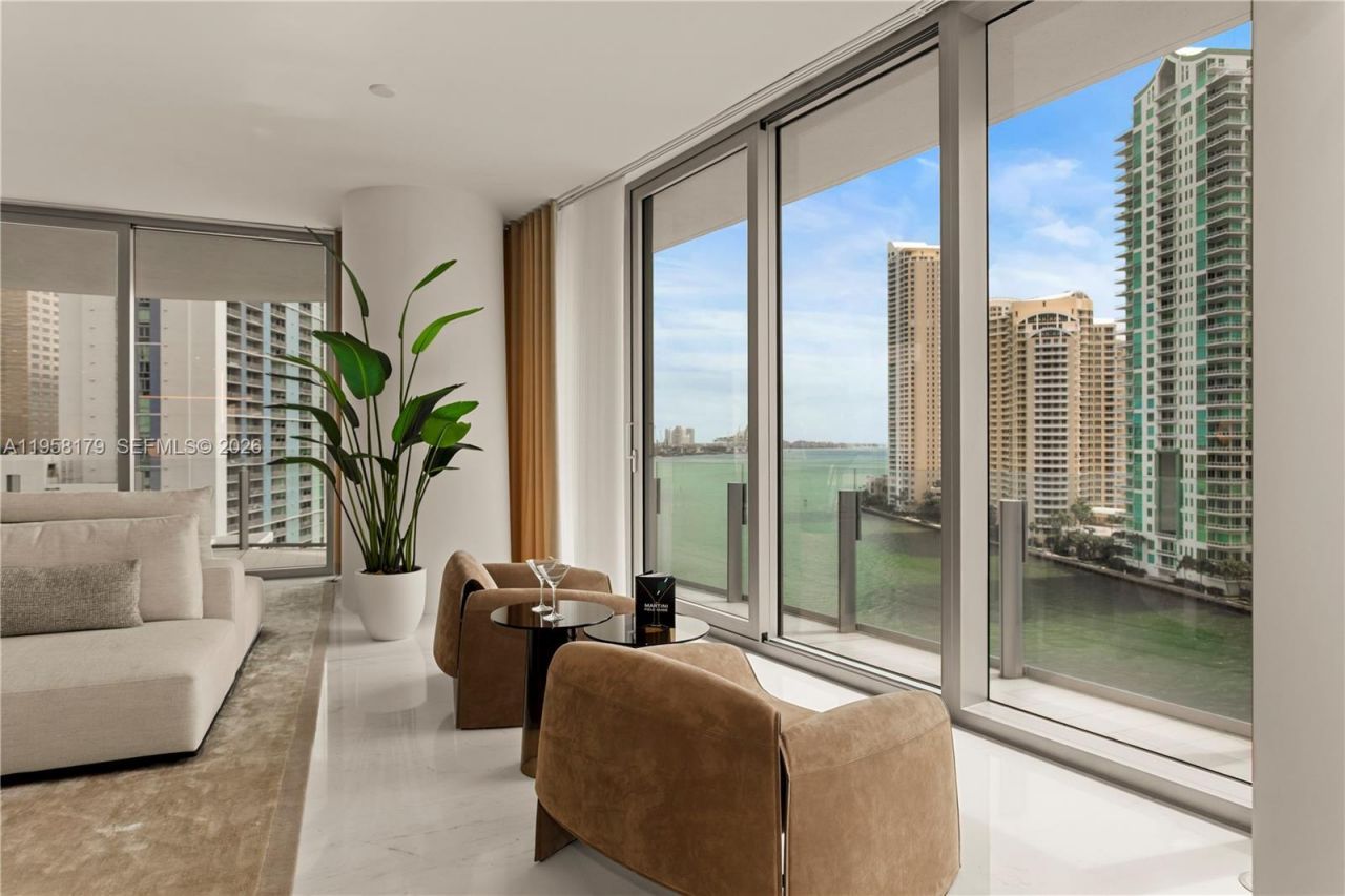 300 Biscayne Boulevard Way, Unit 1101, Miami, FL 33131 Photo