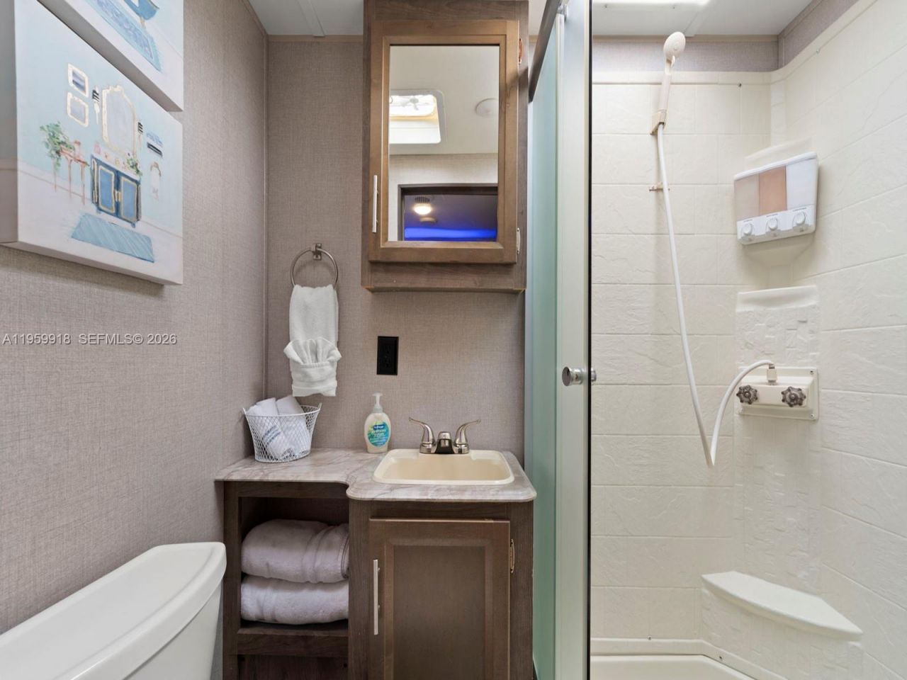 325 Calusa St 466, Key Largo, FL 33037 Photo