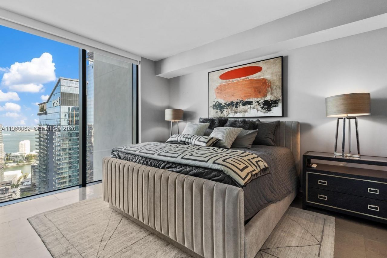 88 SW 7th St, Unit 3909, Miami, FL 33130 Photo