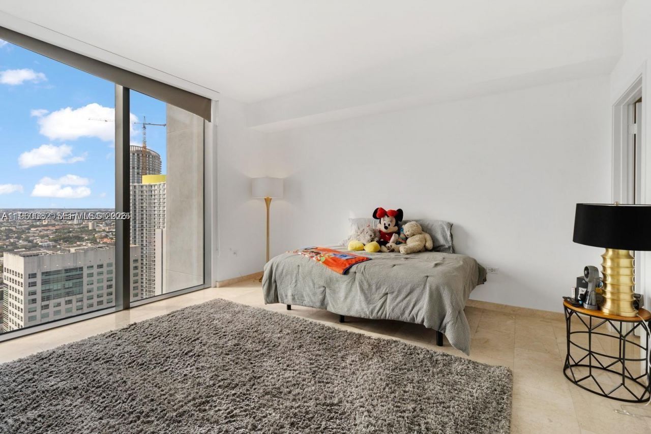 88 SW 7th St, Unit 3410, Miami, FL 33130 Photo