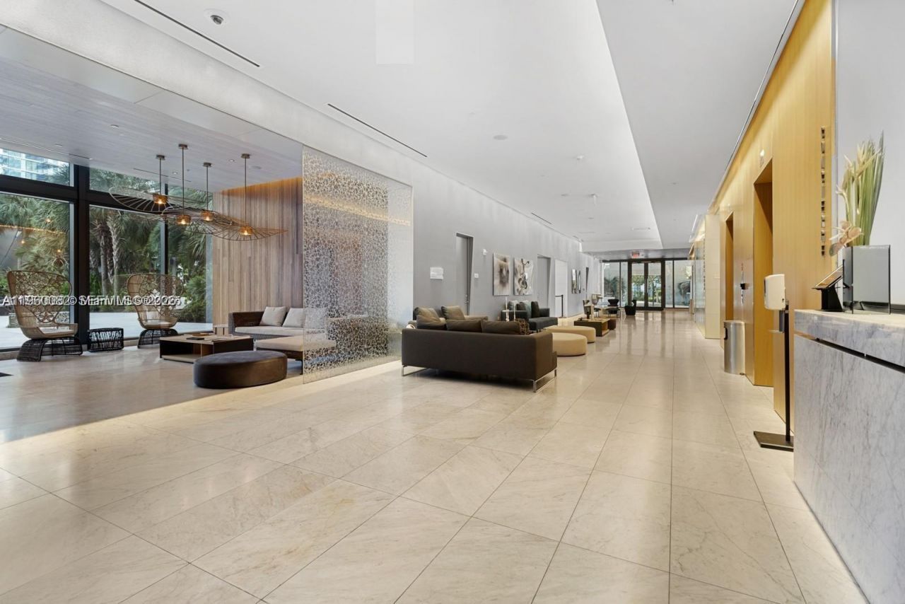 88 SW 7th St, Unit 3410, Miami, FL 33130 Photo