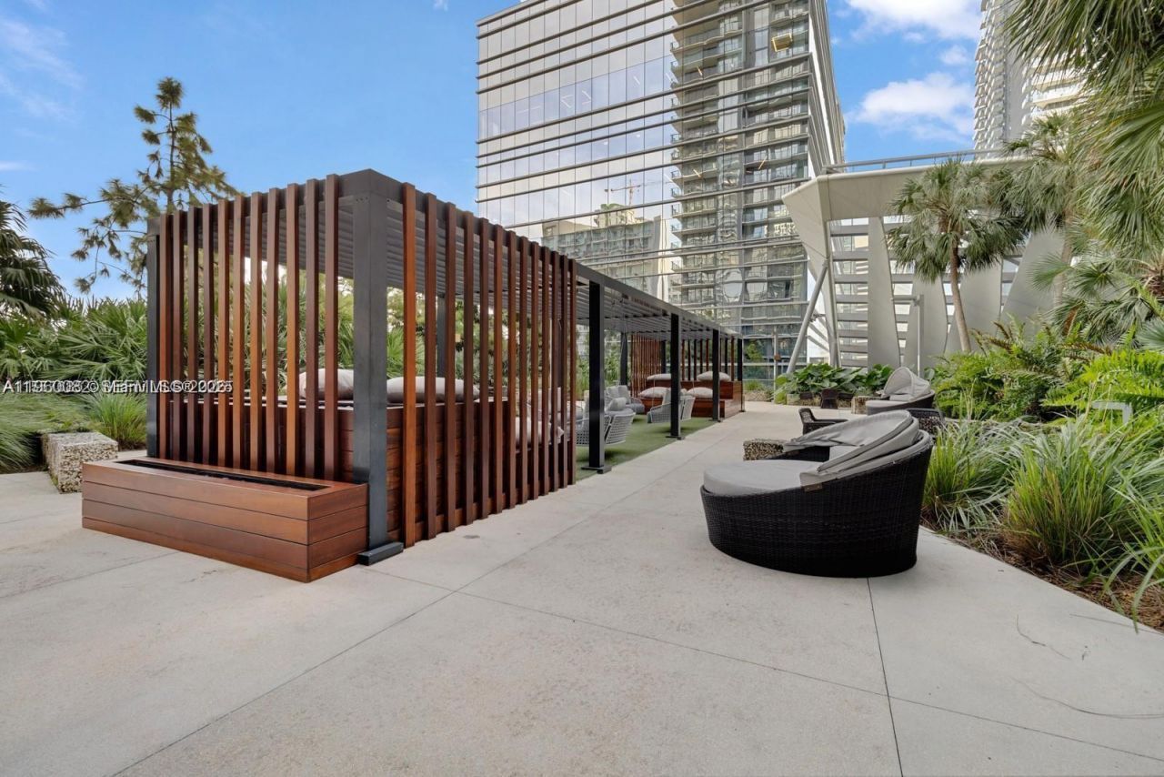 88 SW 7th St, Unit 3410, Miami, FL 33130 Photo