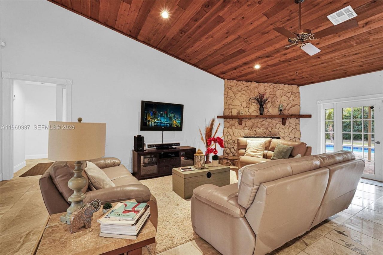 5021 SW 168th Ave, Southwest Ranches, FL 33331 Photo